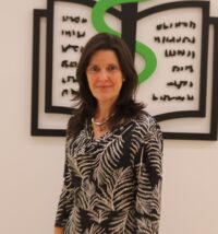 Dra. Dª. Amparo Gómez Espárrago